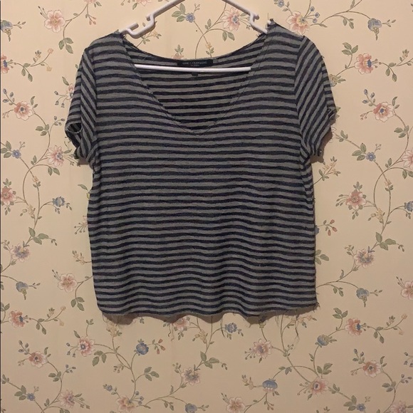 Distressed V-Neck Top - Picture 1 of 3